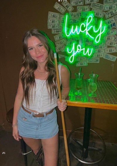 93万粉丝的Tiktok美国房车露营博主