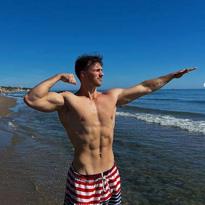 Instagram网红推荐:美国健身训练尾部博主