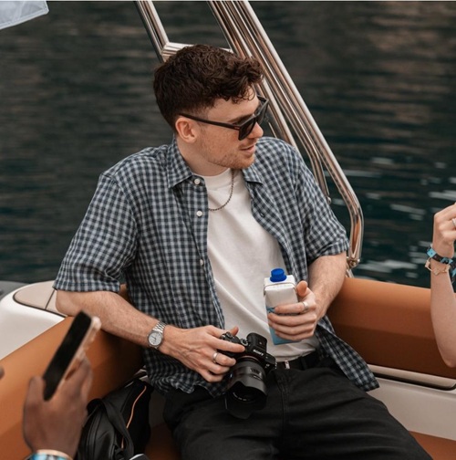 英国科技数码智能家居带货博主